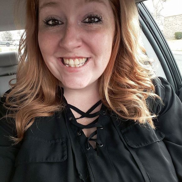 Meet your Posher, Hailey - Picture 1 of 1